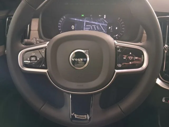 New 2026 Mulberry Red Volvo Plus image 8