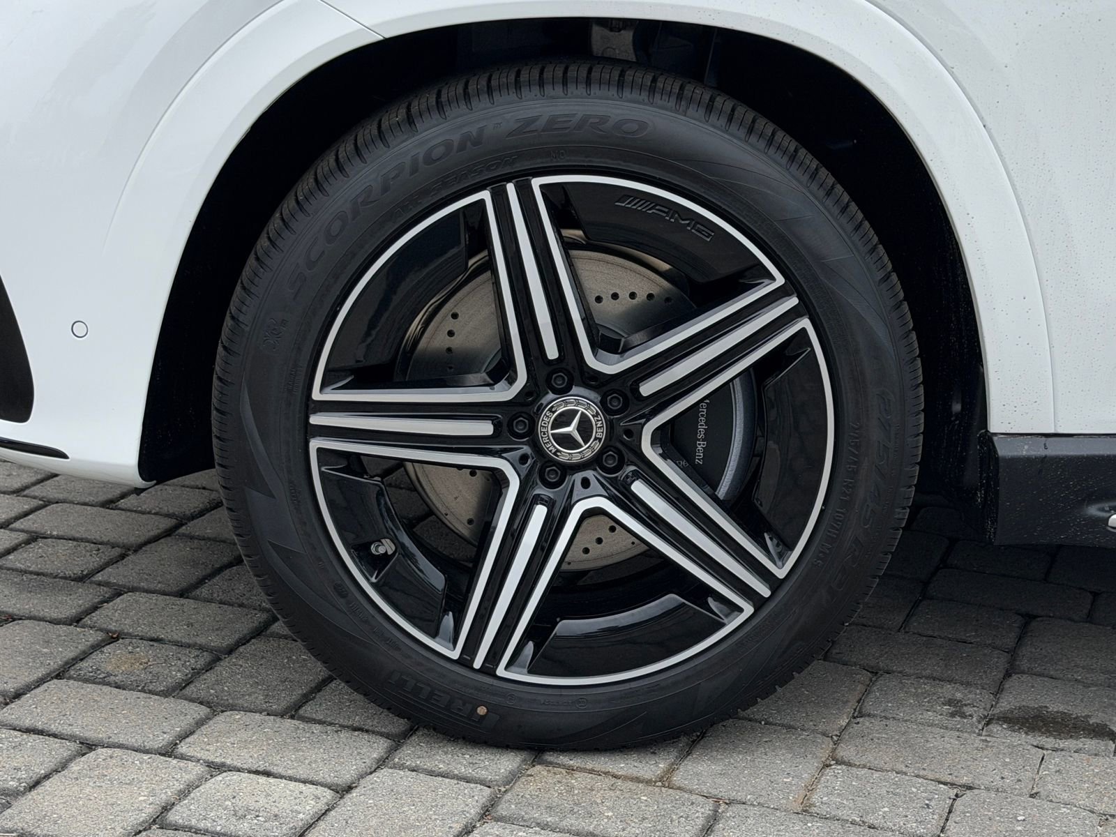 New 2026 Polar White Mercedes-Benz GLE 450 image 38