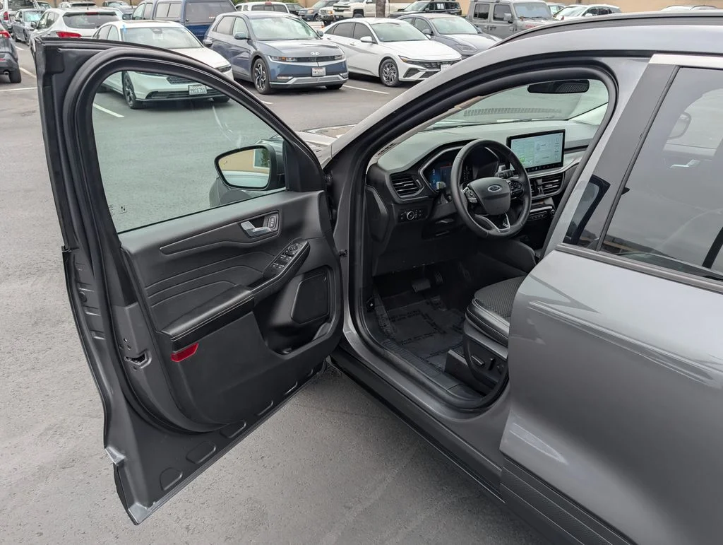2024 Ford Escape PHEV - Photo 34