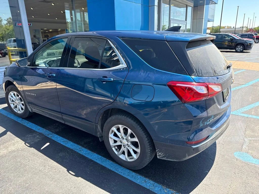Used 2020 Pacific Blue Metallic Chevrolet LT image 3