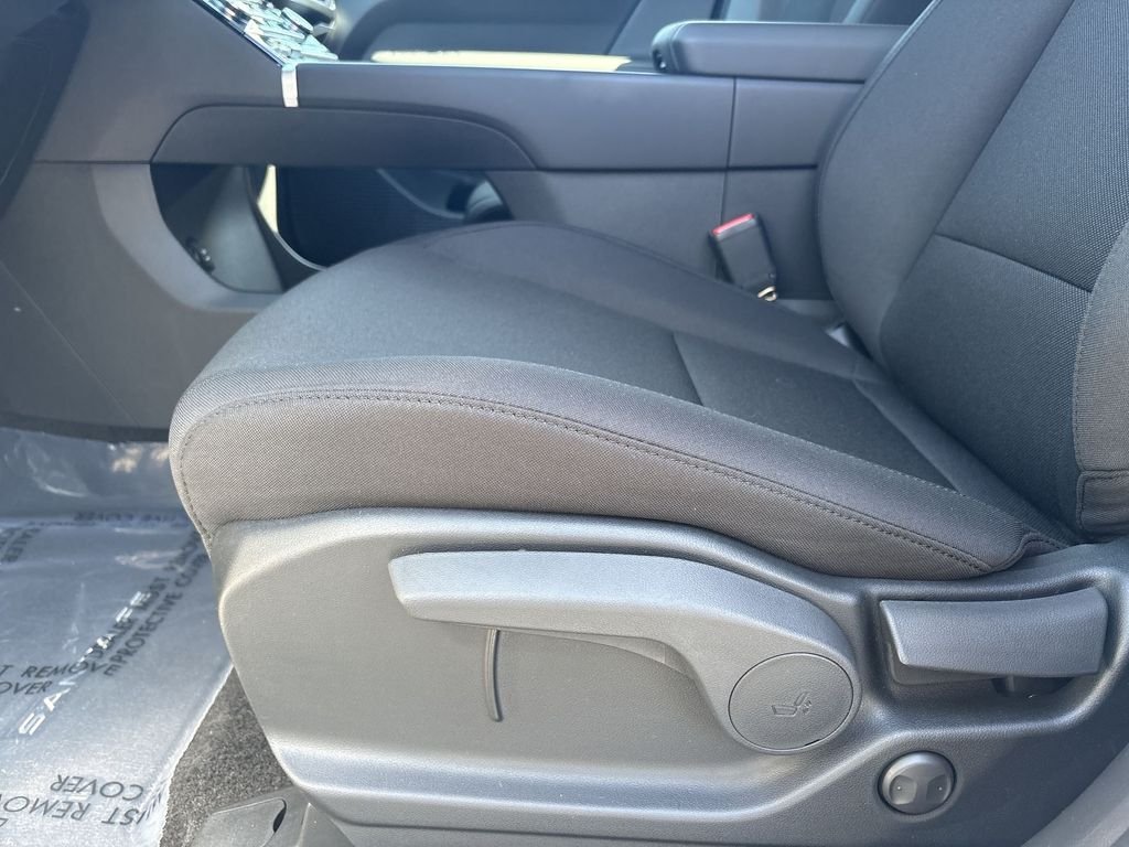 New 2026 White Hyundai SE AWD image 14