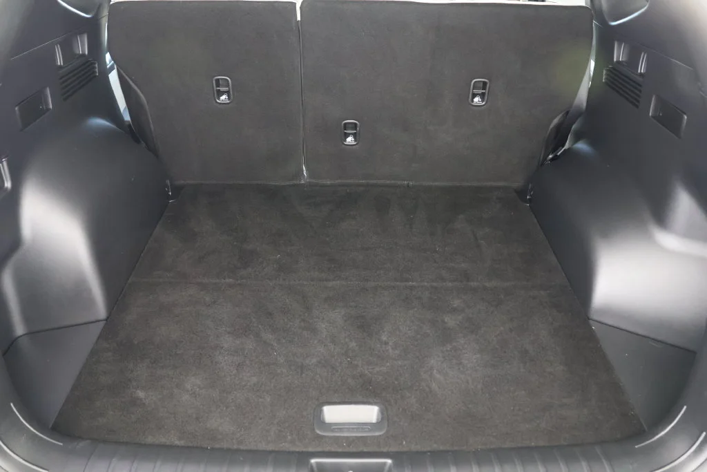 Used 2025 Gray Hyundai SEL image 20