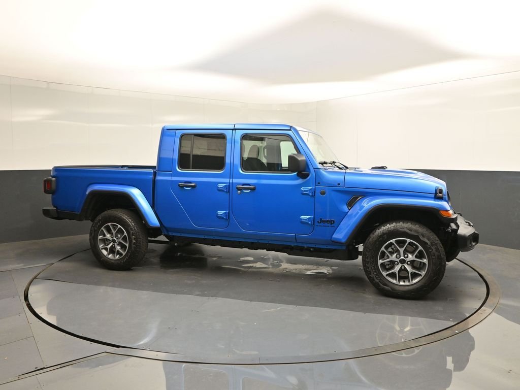 New 2026 Hydro Blue Pearlcoat Jeep Sport S image 26