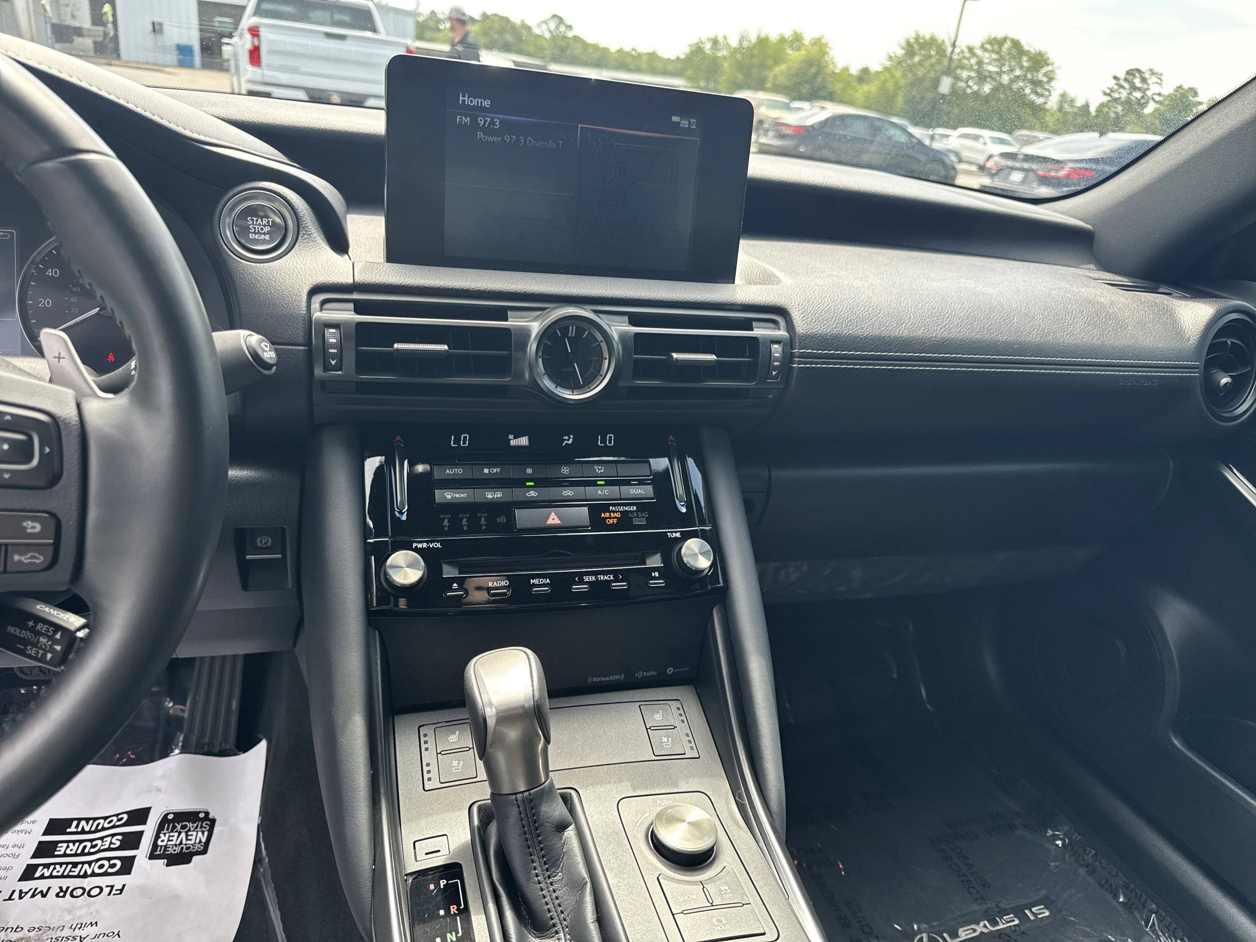 Used 2025 White Pearl Lexus 300 image 20