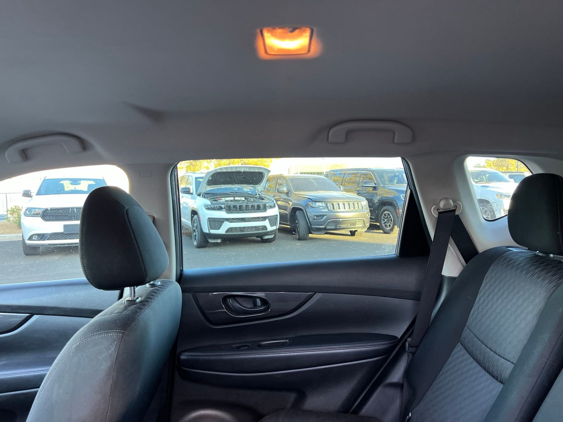 Used 2020 Blue Nissan S image 23
