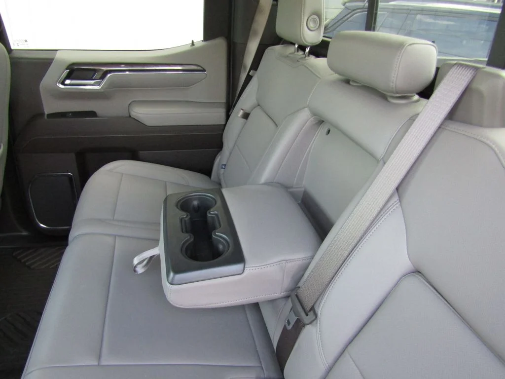 Used 2024 White Chevrolet LTZ image 38