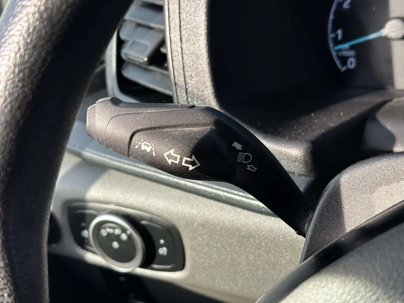 Used 2023 Oxford White Ford  image 31
