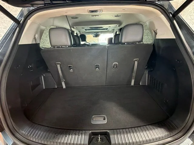 Used 2023 Gravity Gray Kia EX image 15