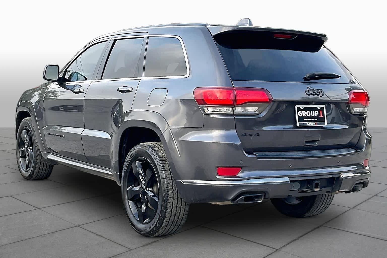 Used 2016 Granite Crystal Metallic Clearcoat Jeep High Altitude image 12