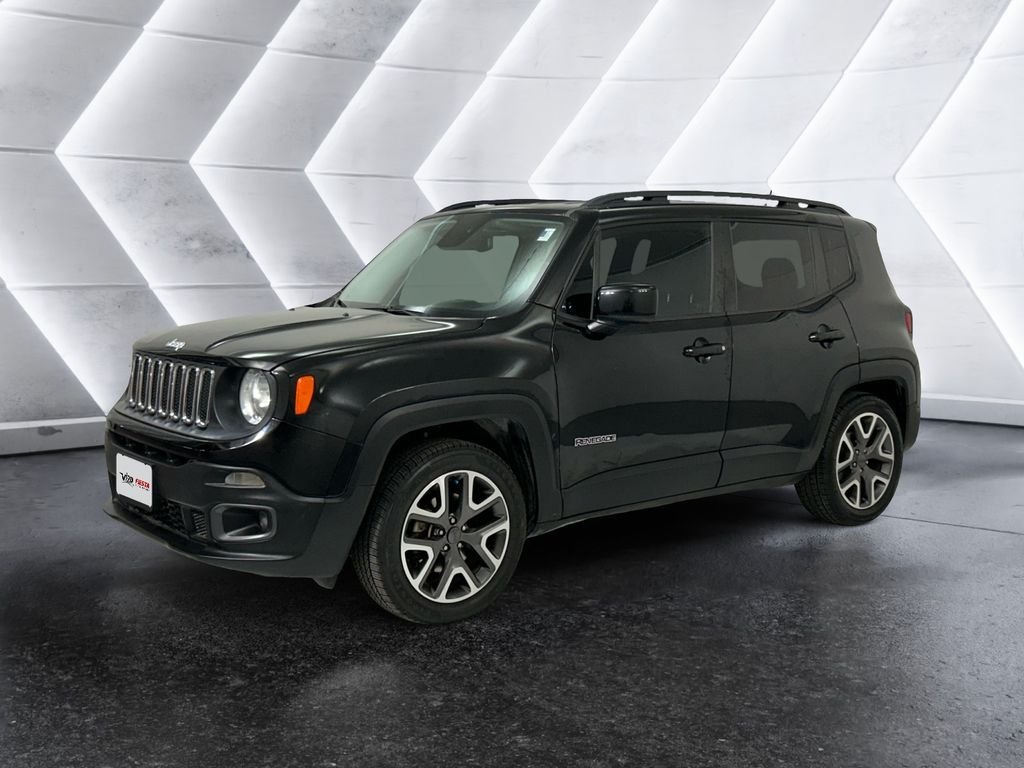 Used 2017 Black Jeep Latitude image 3