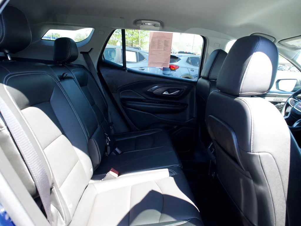 2023 GMC Terrain SLT - Photo 34