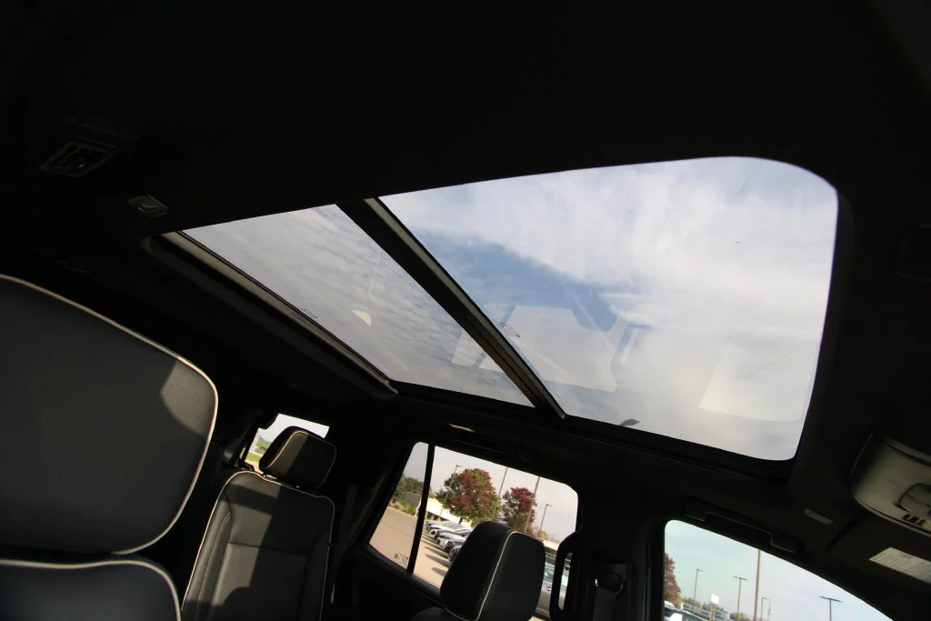 Used 2022 Gray GMC SLT image 12