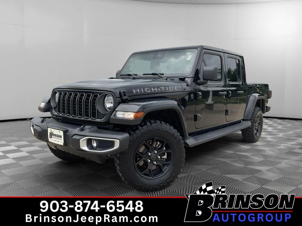 2025 Jeep Gladiator High Tide Auto's photo