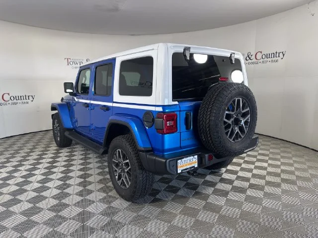 New 2026 Hydro Blue Pearl-Coat Exterior Paint Jeep Sahara image 9