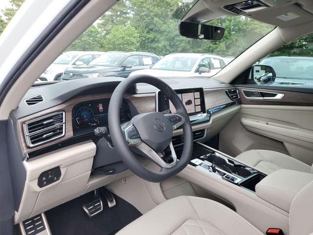 New 2026 White Volkswagen 2.0T SEL Premium R-Line image 18