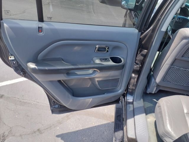 Used 2003 Black Honda EX-L image 23