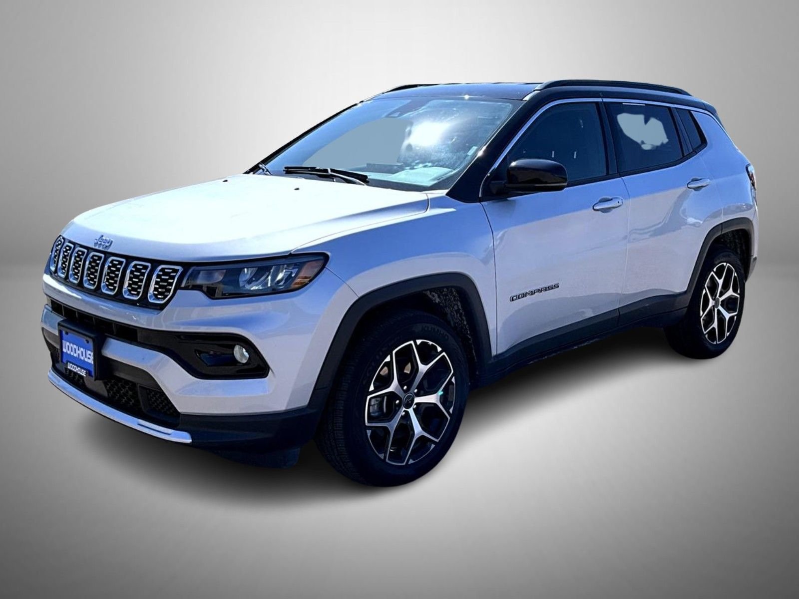 Certified Used 2025 Silver Jeep Limited image 1