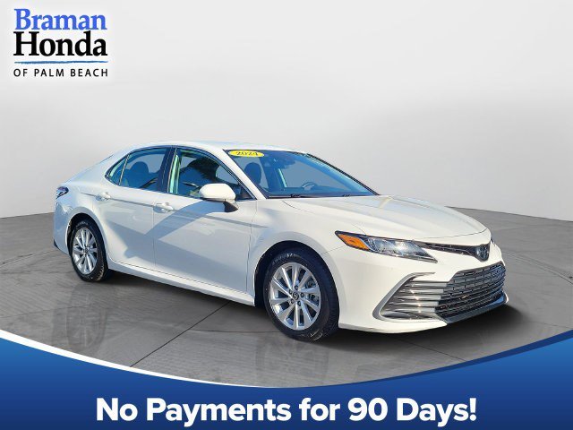 2024 Toyota Camry LE