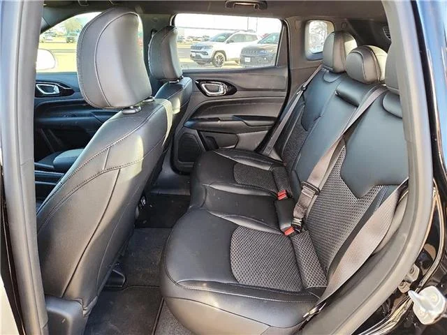 New 2026 Black Jeep LATITUDE ALTITUDE 4X4 image 9