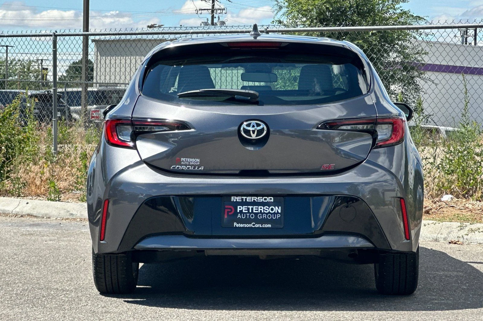 Used 2025 Gray Toyota SE image 5