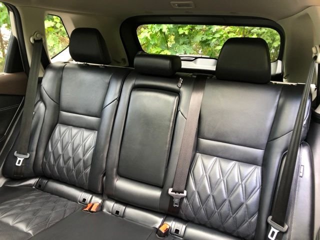 Used 2023 Champagne Silver Metallic Nissan Platinum image 19
