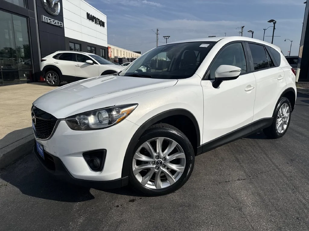 Used 2015 White Mazda Grand Touring image 7