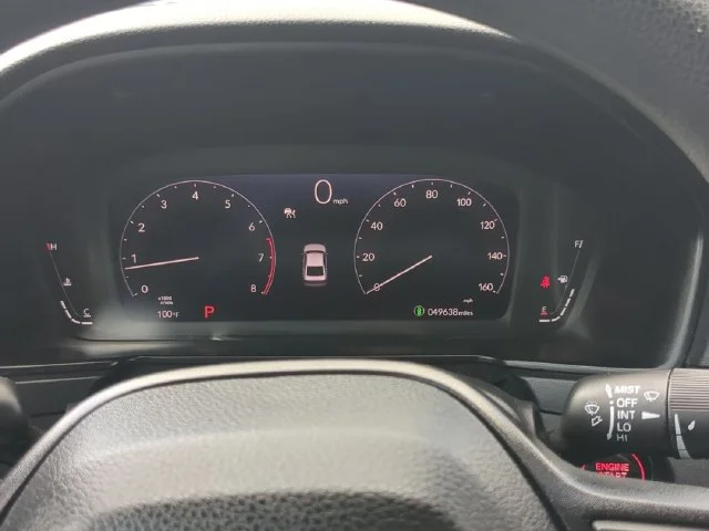 Used 2025  Honda SE image 13
