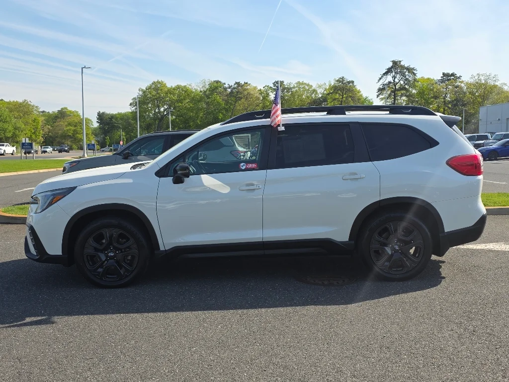 Used 2023 Crystal White Pearl Subaru Onyx Edition image 12