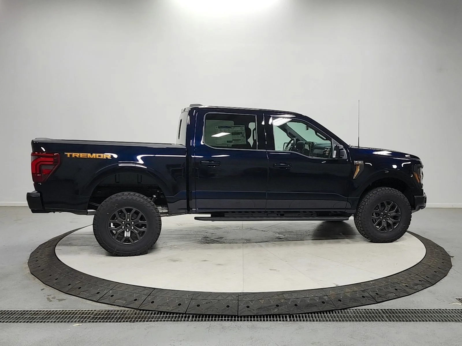 New 2026 Blue Ford Tremor image 8