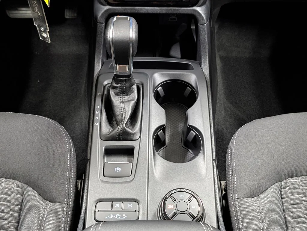 New 2026 Avalanche Ford XLT image 6