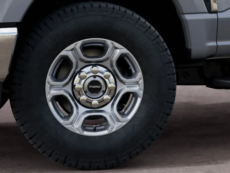 New 2027 Iconic Silver Metallic Ford F-250® XLT image 19