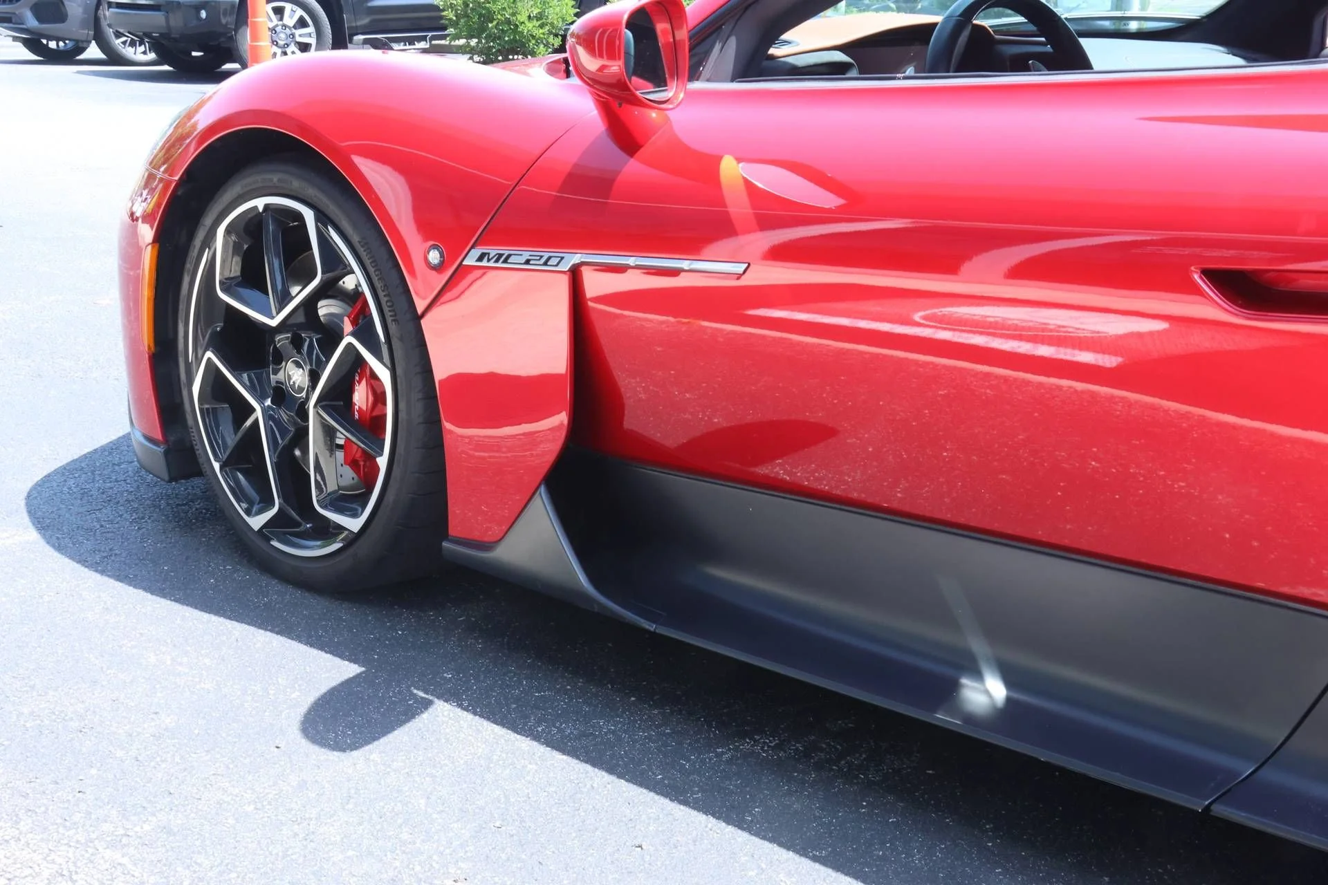 Used 2022  Maserati Base image 20