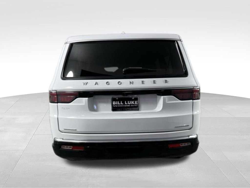 2023 Jeep Wagoneer L Series III - Photo 7