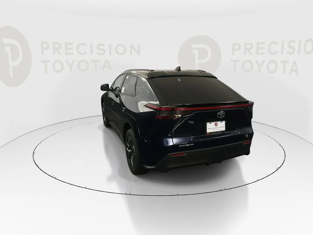 2026 Toyota bZ XLE - Photo 14
