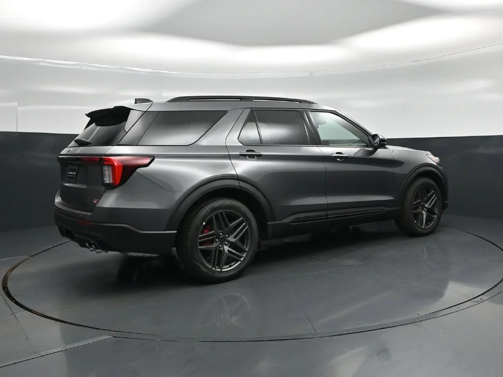 New 2026 Carbonized Gray Metallic Ford ST image 27