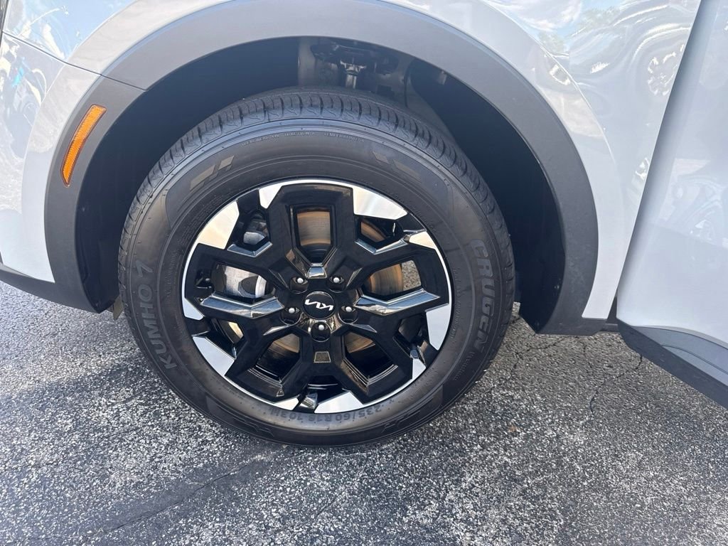 Used 2026 Gray Kia S image 13