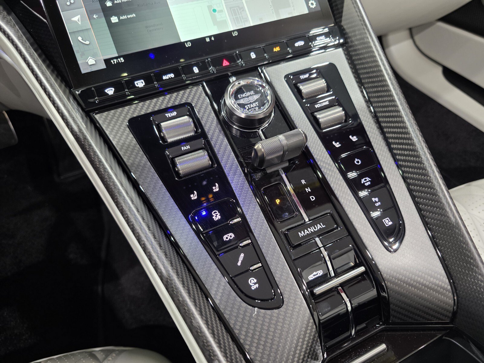 2026 Aston Martin DB12 Base - Photo 15