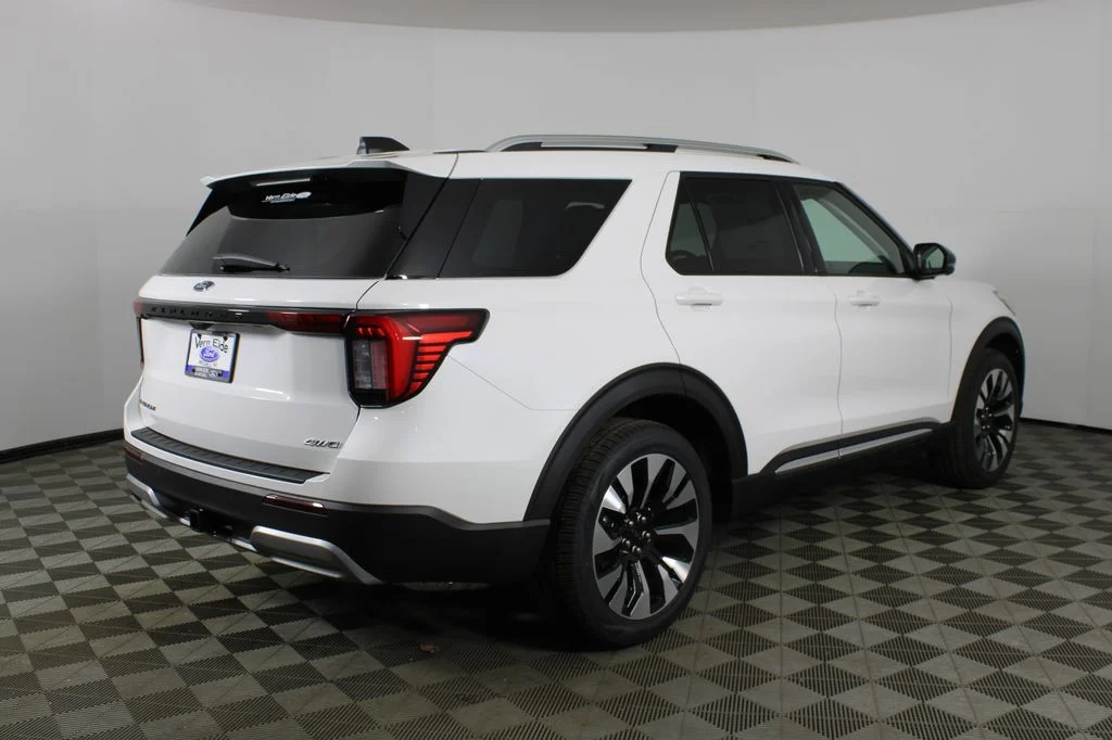 New 2026 White Ford Platinum image 5
