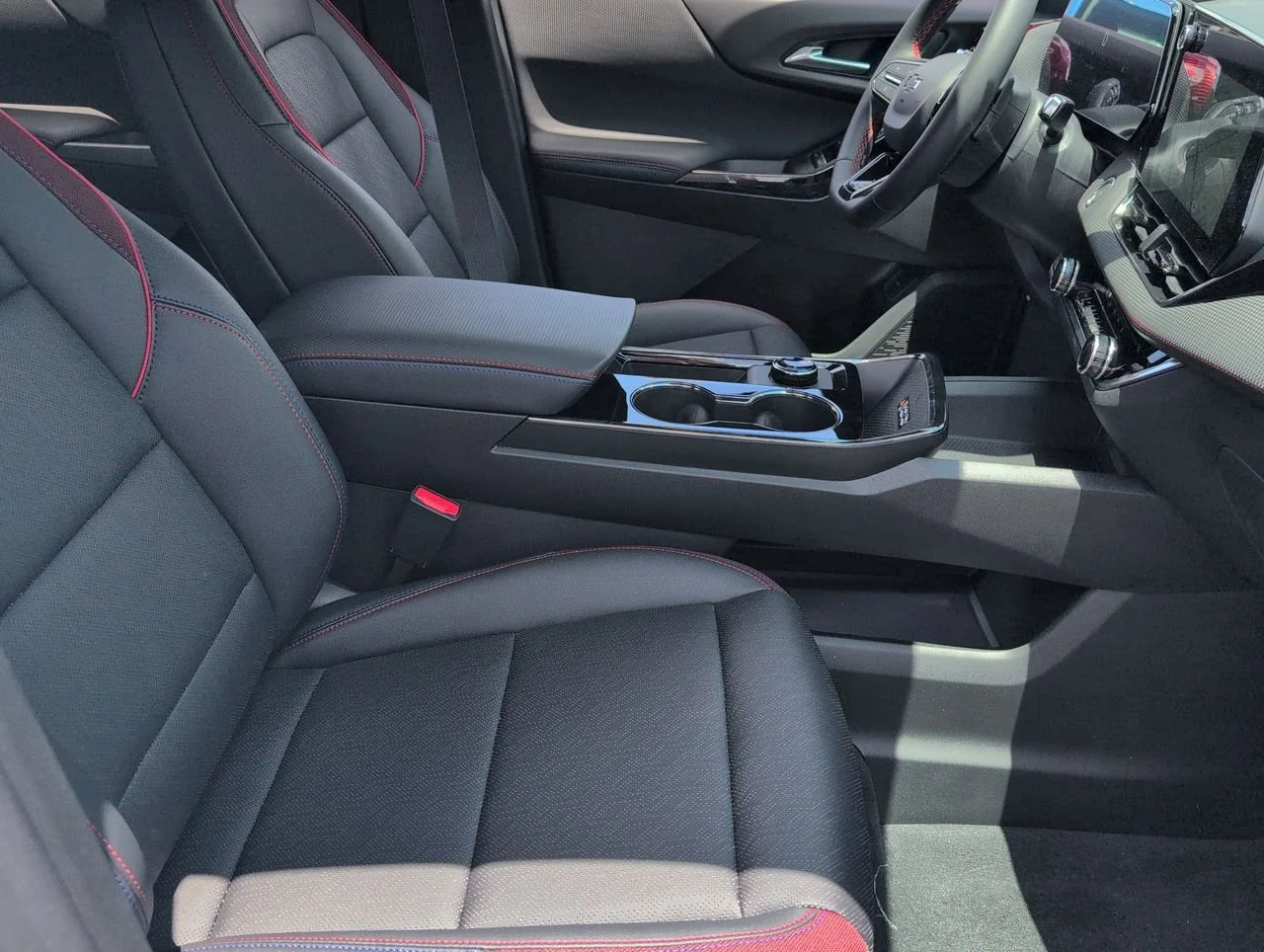 2026 Chevrolet Equinox RS - Photo 26