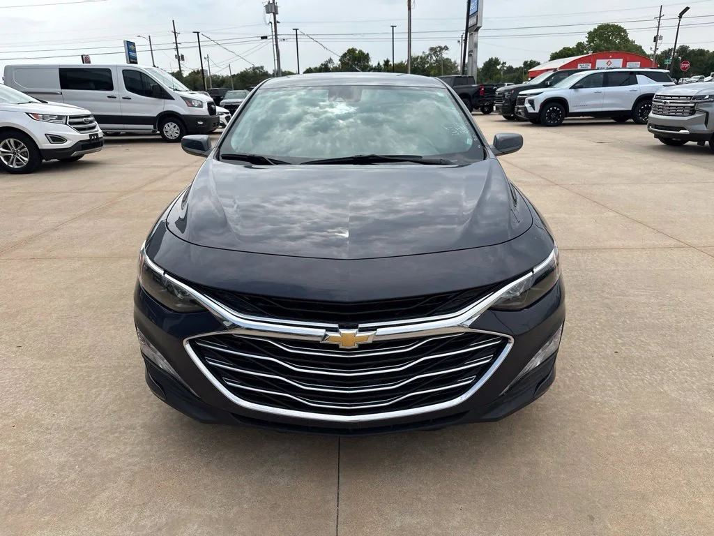 Used 2025 Black Chevrolet LT image 27