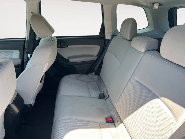 Used 2018 Dark Gray Metallic Subaru 2.5i image 13