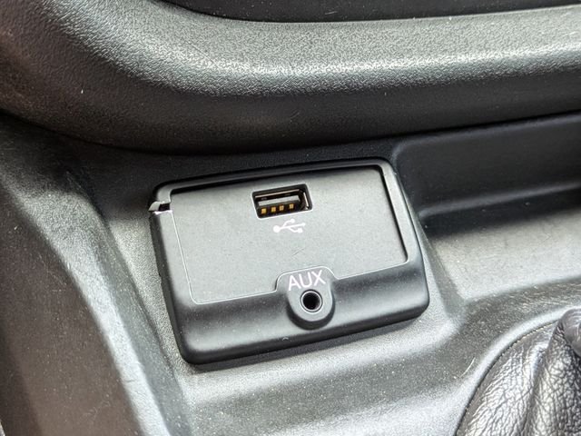 Used 2015 Silver Ram SLT image 21