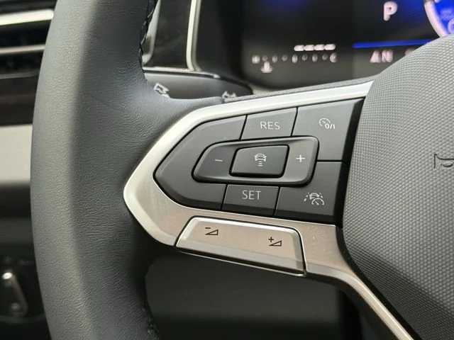 New 2026 White Volkswagen 1.5T S image 10