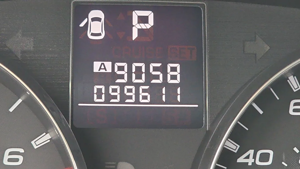 Used 2012  Subaru 2.5i image 12