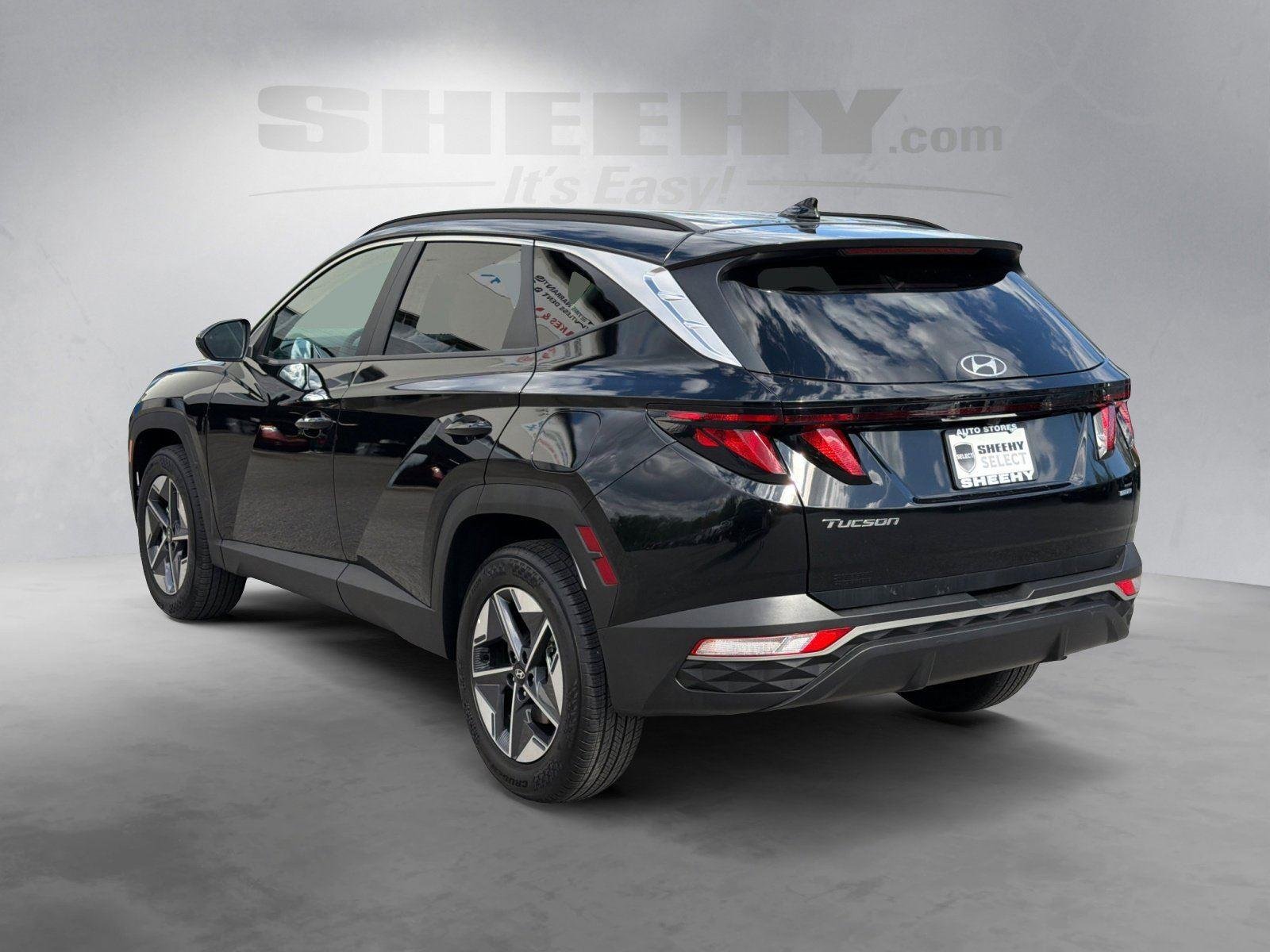 Used 2026 Phantom Black Hyundai SEL image 12