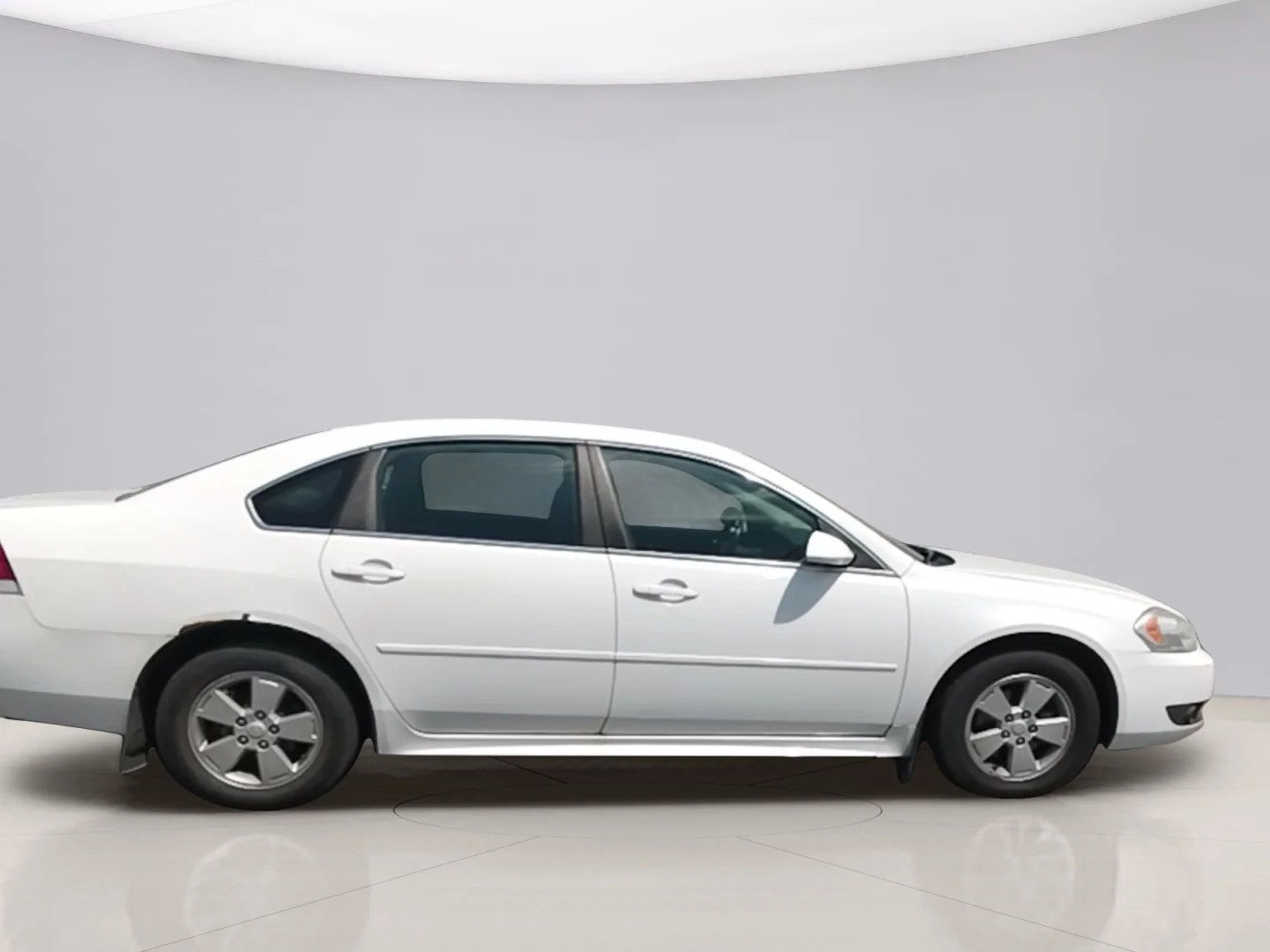 Used 2010 White Chevrolet LT image 6