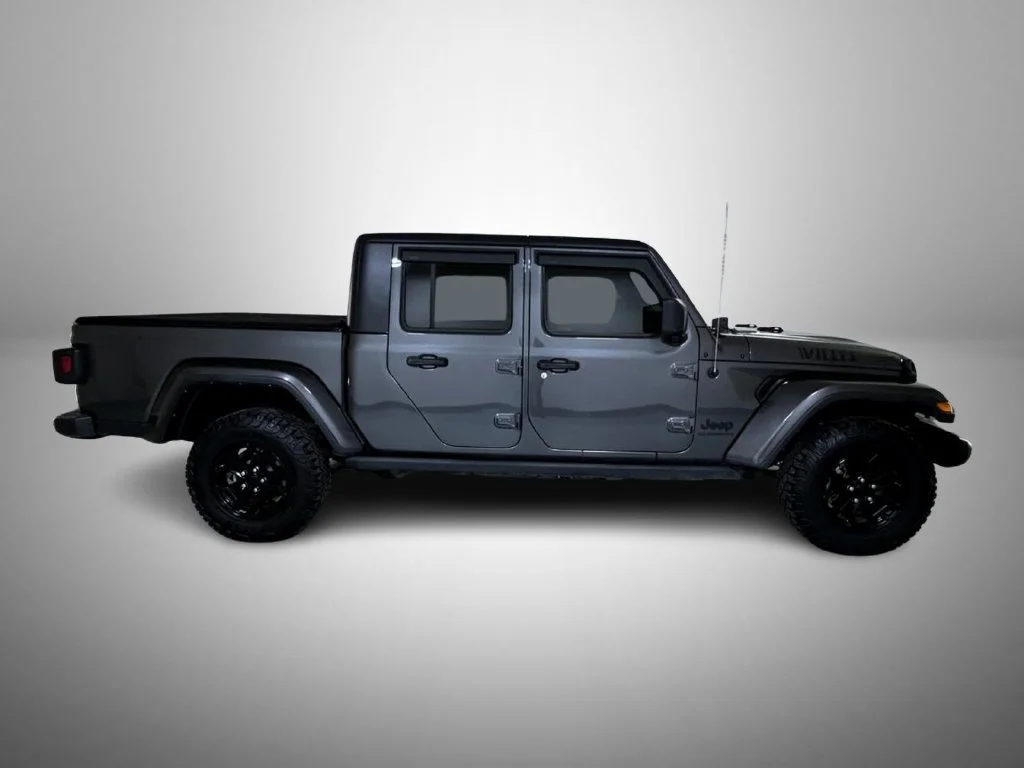 Used 2021 Gray Jeep Willys image 4
