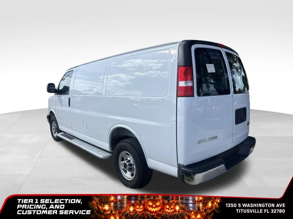 Used 2025 Summit White GMC Work Van image 6