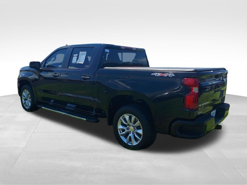 Used 2026 Black Chevrolet Custom image 3