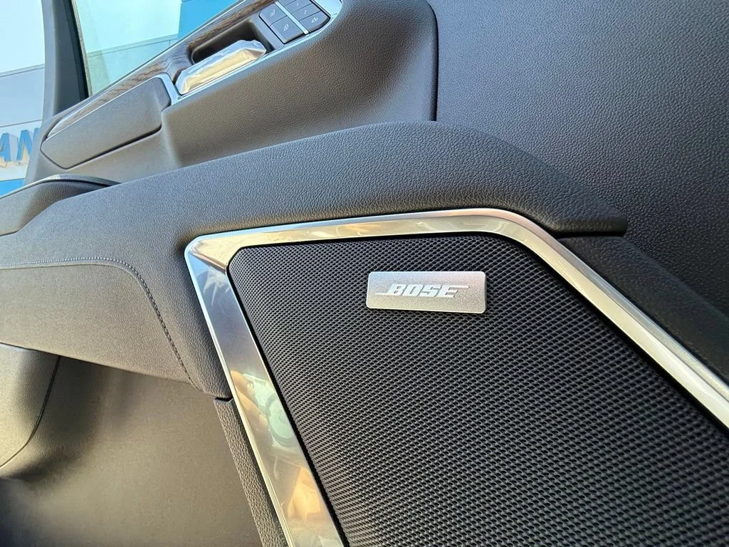 New 2026 Summit White GMC SLT image 34